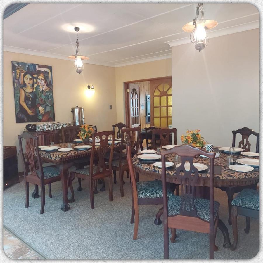 House Ebony B&B Newcastle Extérieur photo
