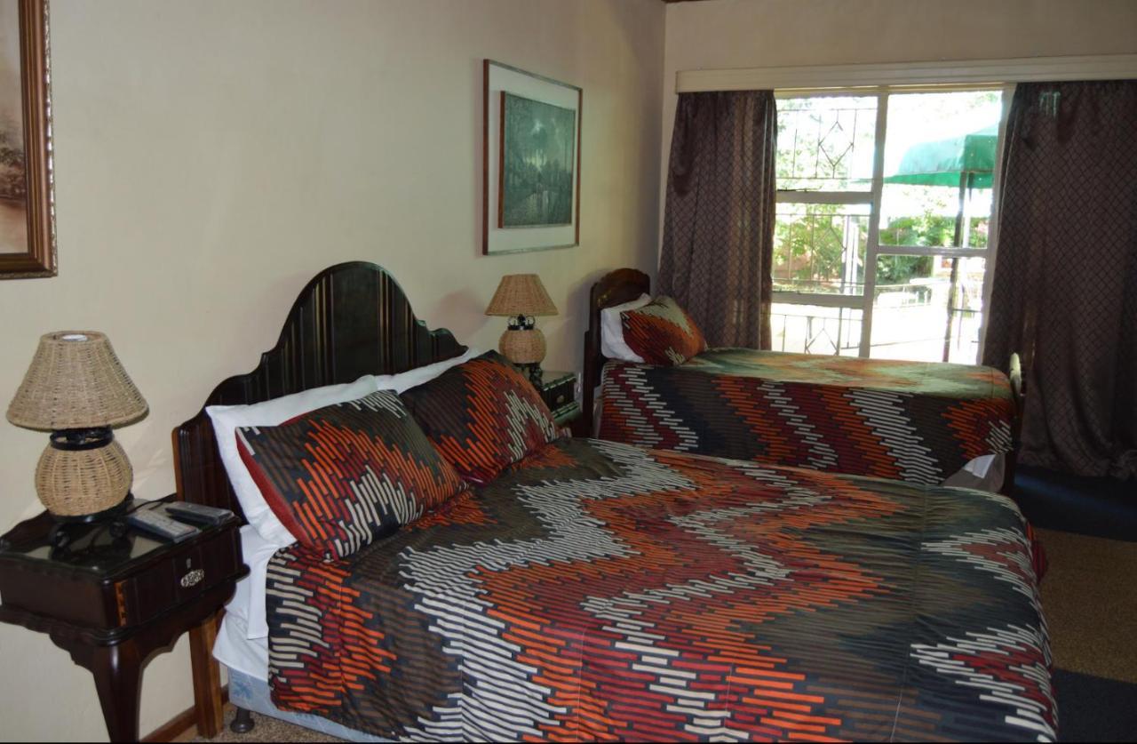House Ebony B&B Newcastle Extérieur photo